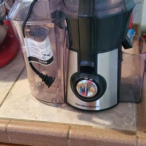Hamilton Beach big mouth juicer